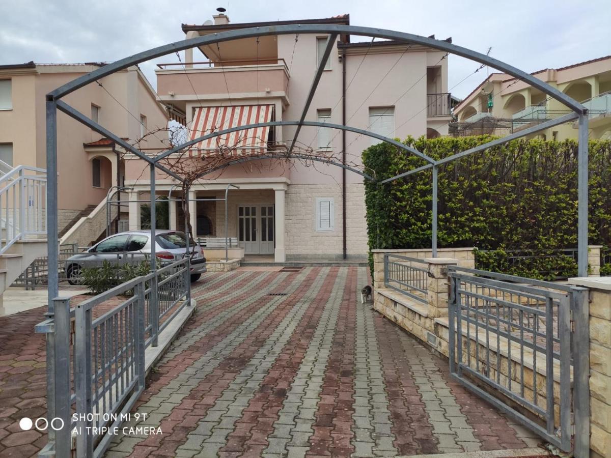 Apartment Svrco Zaboric Εξωτερικό φωτογραφία